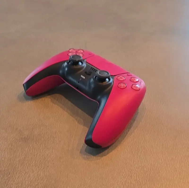 Peliohjain Sony pinkki
